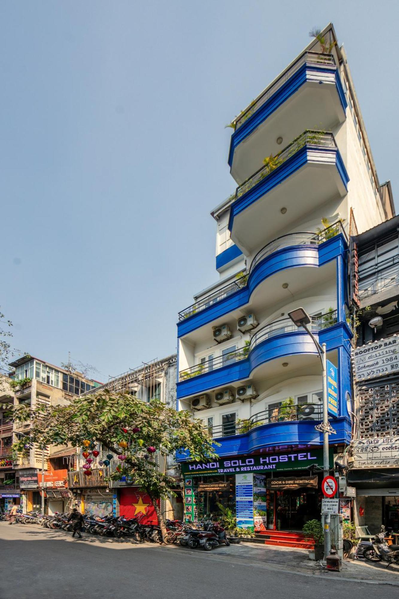 Hanoi Solo Hostel Exterior photo
